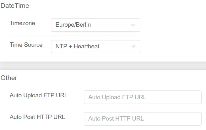 Benutzeroberfläche des Setup-Wizards mit Softwareeinstellungen wie Zeitzone, Datenexport